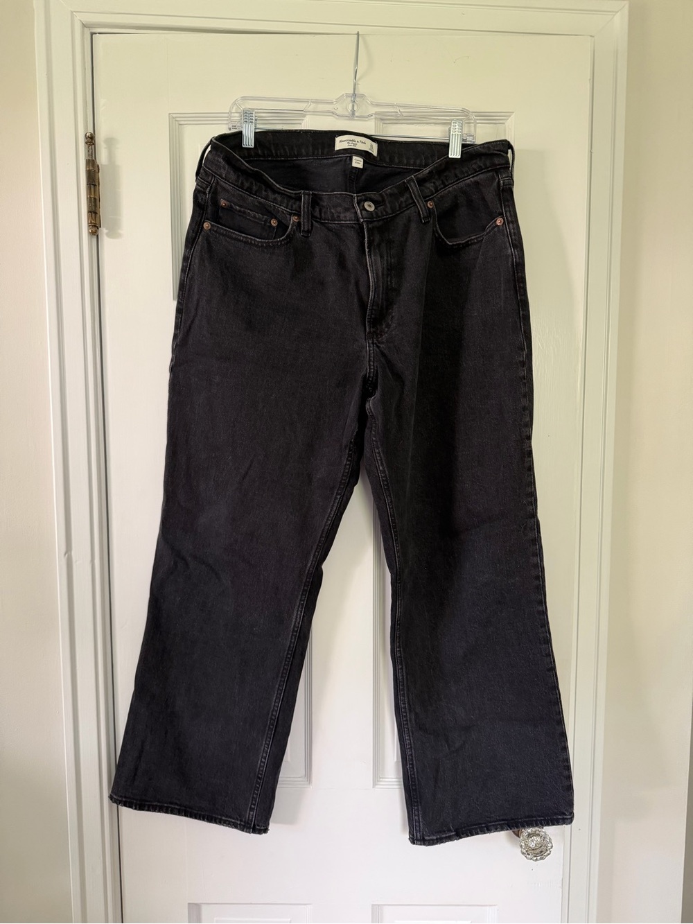 A&F Curve Love Low Rise Baggy Jean 12S